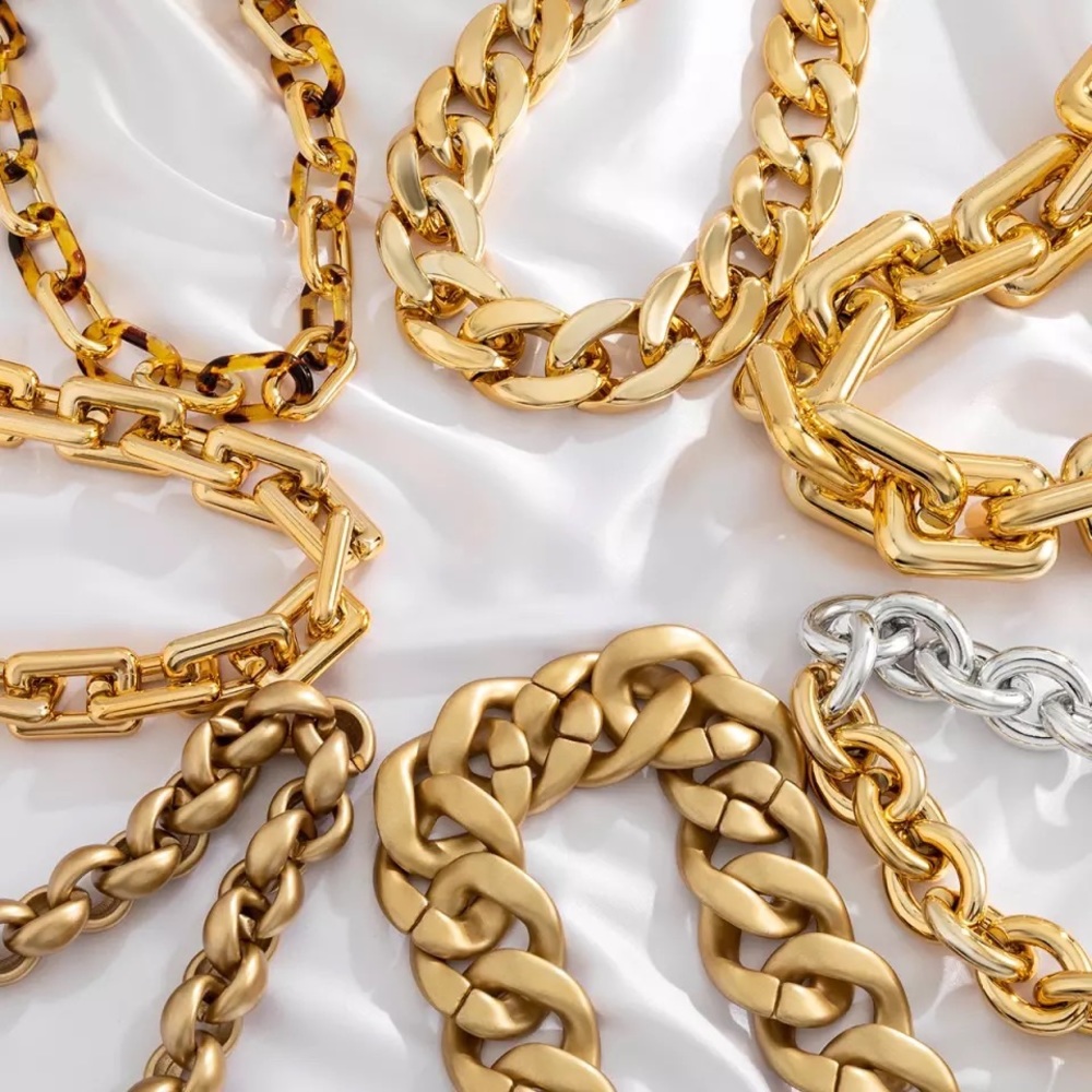 Zara 29.5” Gold Chunky Big Link Chain Bicolor Links Lightweight Necklace - Picture 6 of 15